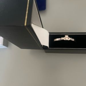 Baby bangle adjustable NWOT clad dang